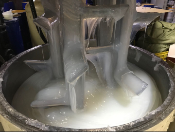 實(shí)操，粘稠液體硅膠如何變?yōu)橛辛鲃?dòng)性